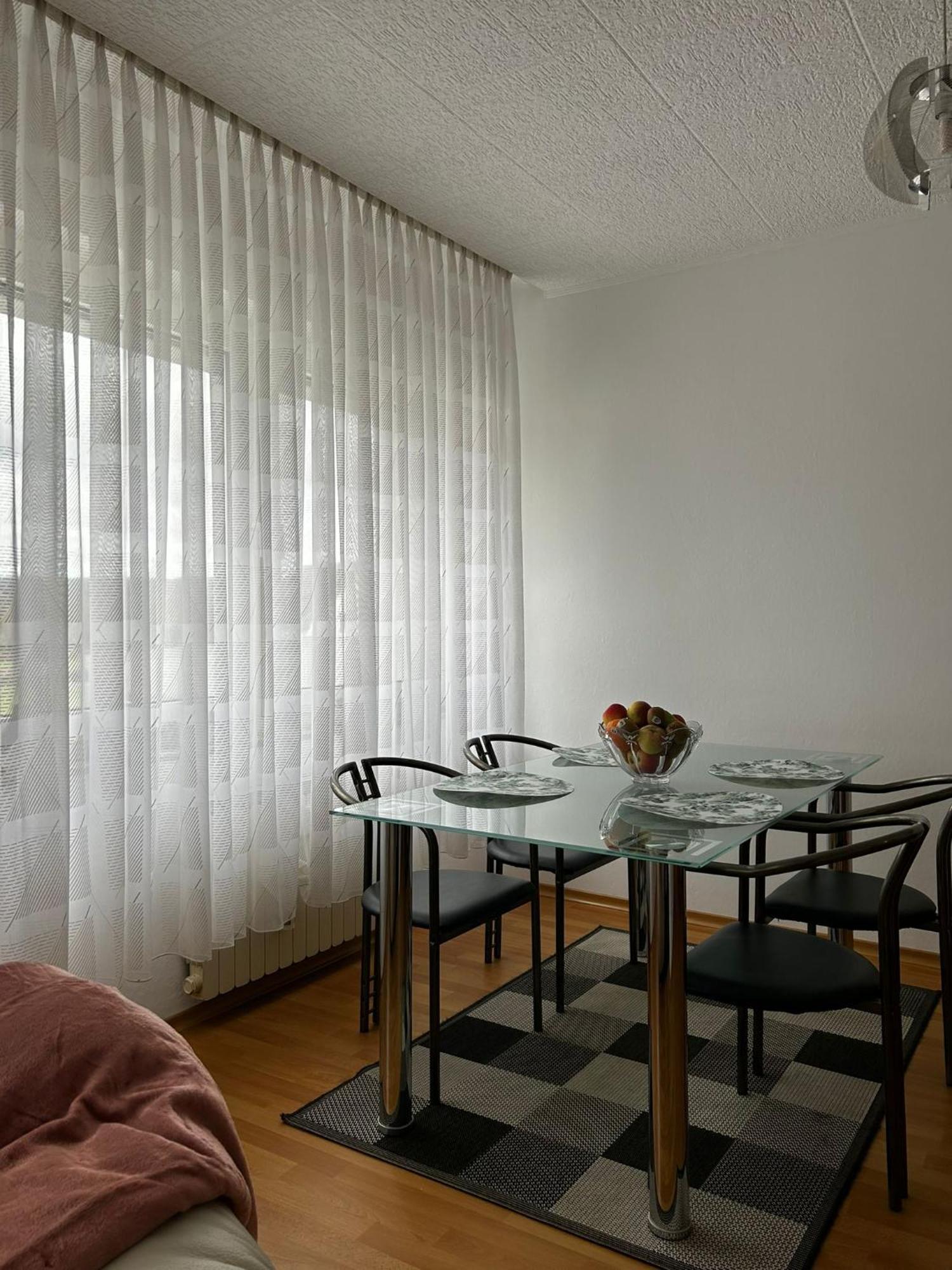 Gemuetliche Ferienwohnung-Appartement บาดเอินเฮาเซน ภายนอก รูปภาพ